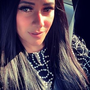 Meet your Posher, Gabriela